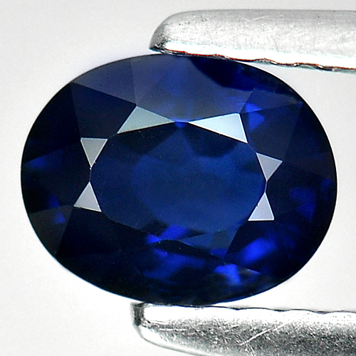 Certified 0.88 Ct. Natural Blue Sapphire Gemstone Madagascar