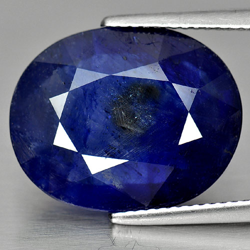 14.25 Ct. Oval Shape Natural Gemstone Blue Sapphire From Madagascar