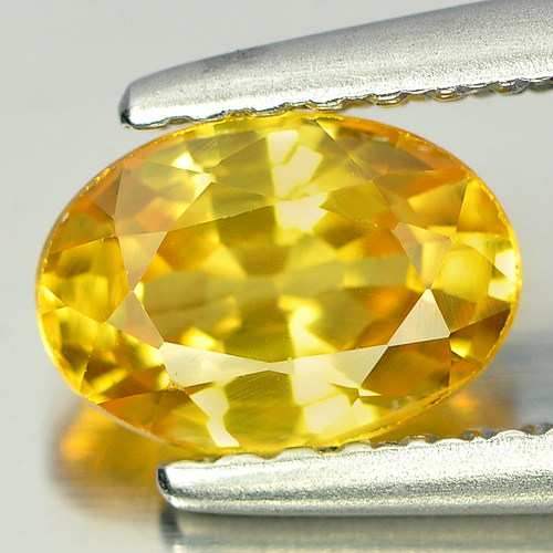 0.99 Ct. Alluring Oval Shape Natural Gem Yellow Sapphire