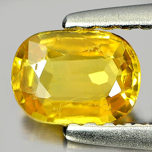 0.55 Ct. Nice Color Oval Natural Yellow Sapphire Gemstone Thailand