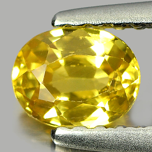 0.58 Ct. Sparkling Oval Natural Yellow Sapphire Gemstone Thailand
