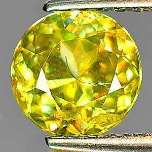 1.09 Ct. Natural Intense Yellowish Green Titanium Sphene With  Rainbow Spark