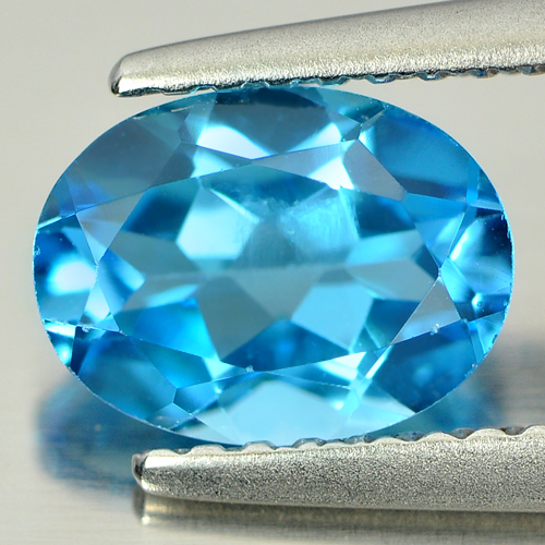 1.42 Ct. Oval Shape Natural Gemstone Swiss Blue Topaz