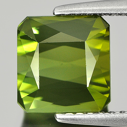 2.73 Ct. Beauty Natural Green Tourmaline Gemstone Octagon Shape