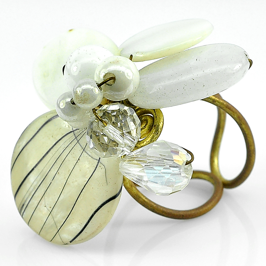 Charming 12.73 G. Plastic White Handmade Fashion Jewelry Brass Ring