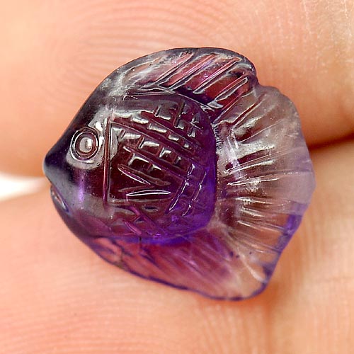 4.01 Ct. Beauteous Fish Carving Natural Gem Purple Amethyst Unheated