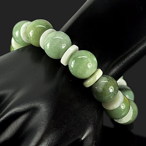 312.33 Ct. Natural White Green Jade Beads Stretchy Bracelet Diameter 55 Mm.